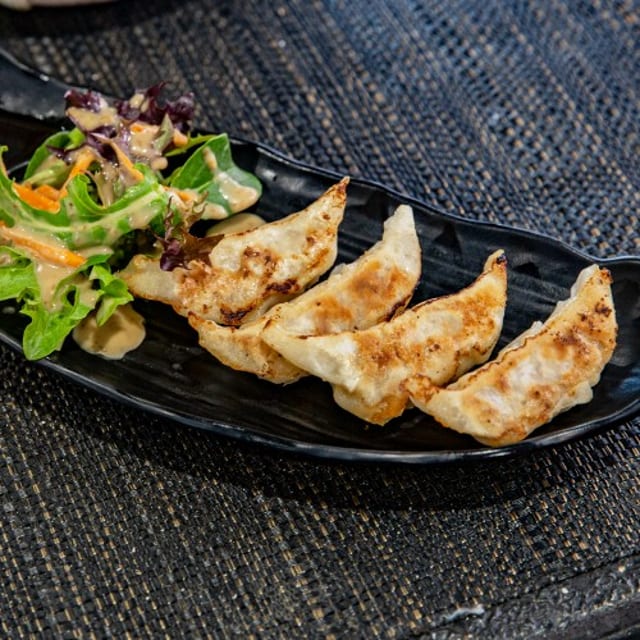 Fried Gyoza (6).